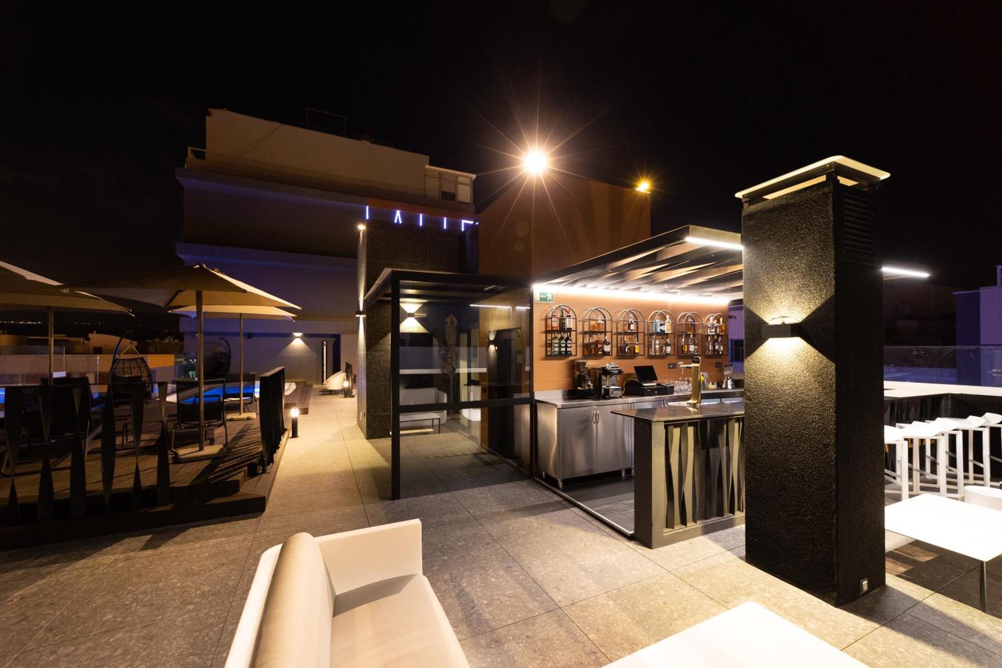 Hotel Puerto De La Luz By Pierre & Vacances لاس بالماس دي غران كاناريا المظهر الخارجي الصورة